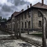 auschwitz-1-3699077_1920