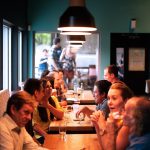 restaurant-690975_1920