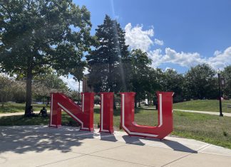 In-State와 Out-of-State 학비가 동일? 노던 일리노이 대학교 (Northern Illinois University)