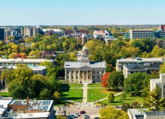 아이오와 대학교(University of Iowa)를 대표하는 열 가지 대표 전공을 소개합니다.